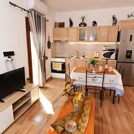 Twin's House Limenas (Thasos)